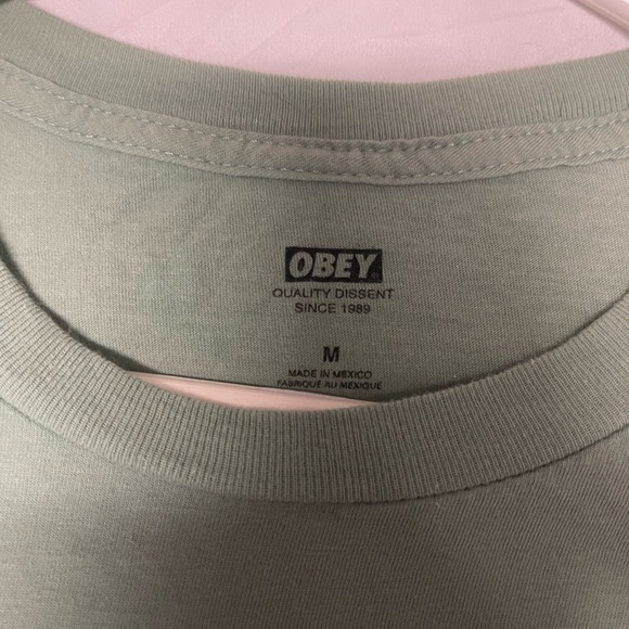 Obey T-Shirt - Picture 7 of 8